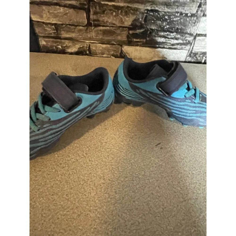Deja Tu Huella Kids Blue Black Soccer Cleats‎ Athletic Shoes Size 9 Toddler